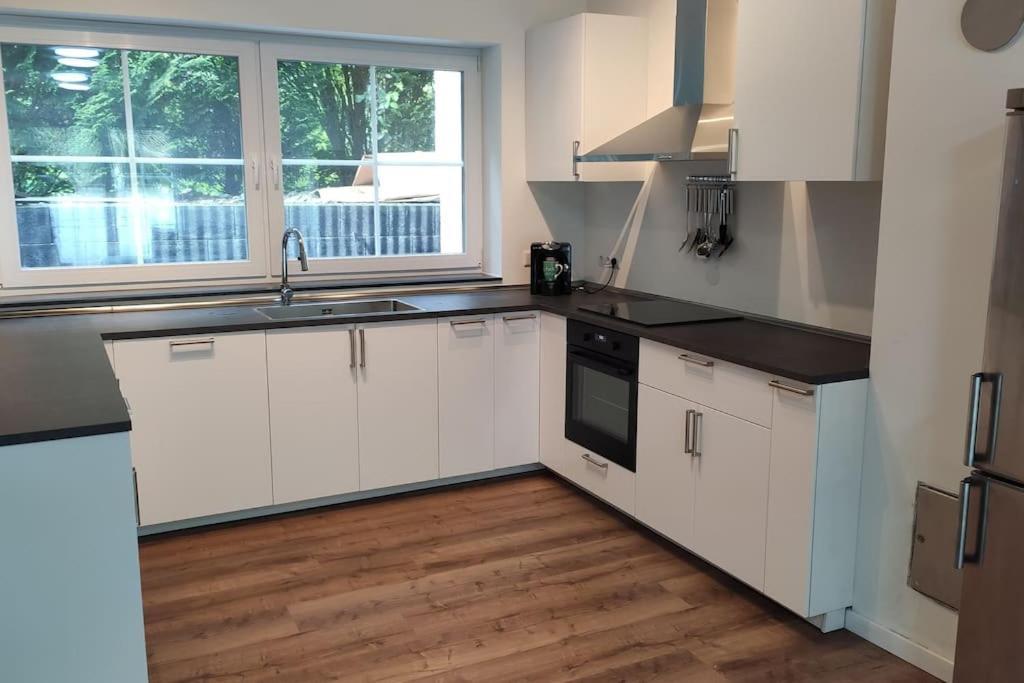 Neue 90 Qm 2-Zimmerwohnung Naehe Koeln Odenthal Εξωτερικό φωτογραφία